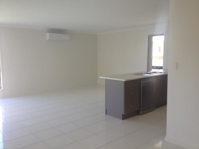 6 Florida Crescent, Parkhurst QLD 4702